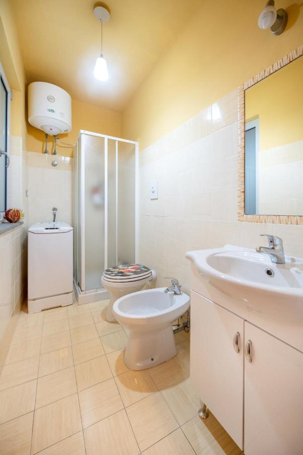 Casa Cinzia In Marina Di Corricella Villa Procida Exterior photo